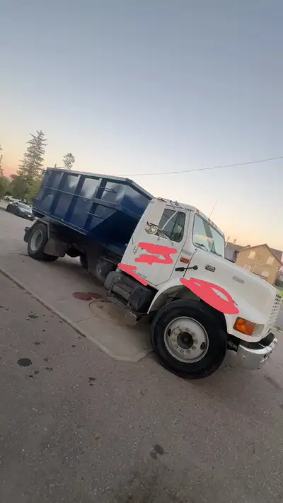 2001 International 4700 Series 7.3 L diesel AUTOMATIC TRANS —- motor original international motor an...