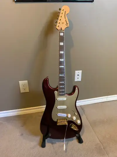 Squier 40th Anniversary Stratocaster , View more