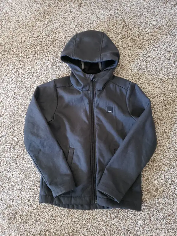 Various kids windbreaker in Kids & Youth in Calgary - Image 6