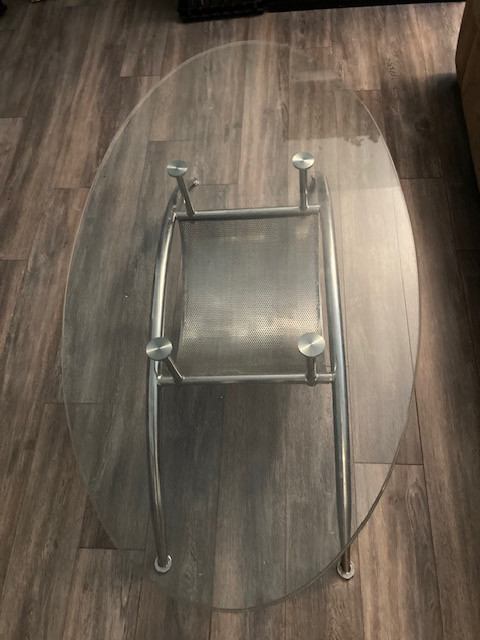 Glass coffee table in Coffee Tables in Markham / York Region