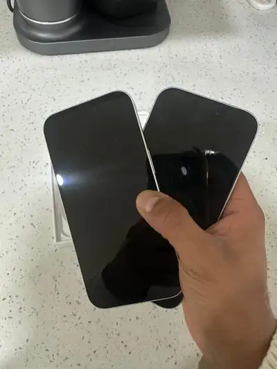 iPhone 15/16 128gb **Airpods/Charger Set/Delivery**, View more