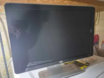 20 in HP monitor, View more