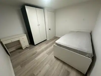 1 basement bedroom for rent