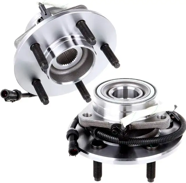 1997-2003 Ford F150 Wheel Hub Assembly in Other Parts & Accessories in Edmonton - Image 3