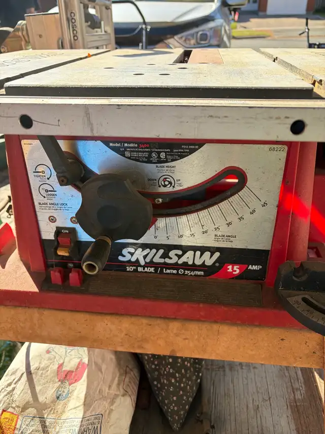 SKILSAW 10 inch Table Saw