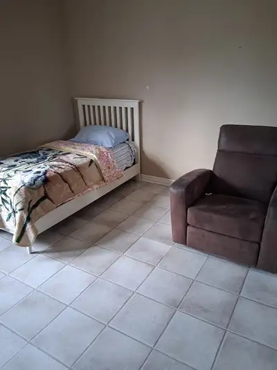 Very Big Beautiful furnished room in a condo. Computer desk, and walking closet. Top floor of a low...