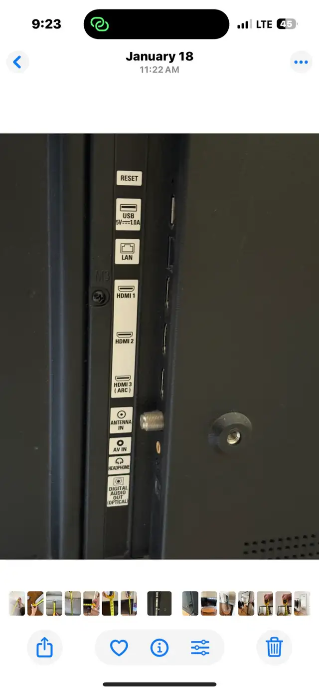  Roku TV 49 Inches in TVs in City of Toronto - Image 4