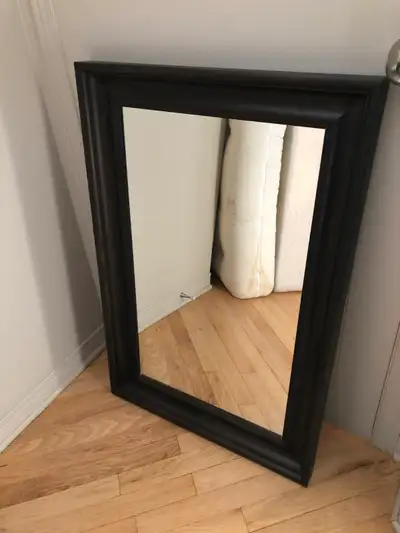 Miroir IKEA Hemnes 23 1/2" x 35 1/2" horizontal ou vertical, View more