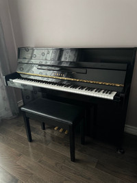 Yamaha C108 Piano