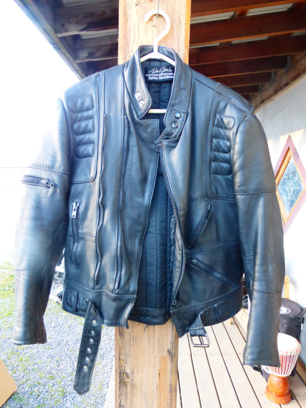 Motorcycle Jackets, Vests and Leathers in Motorcycle Parts & Accessories in Vernon - Image 3