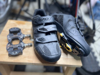 Road Cycling Shoes size 9/42 with cleats and pedals