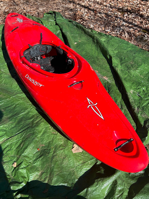 NEVER USED Dagger Mamba 8.6 whitewater kayak. in Water Sports in Kawartha Lakes
