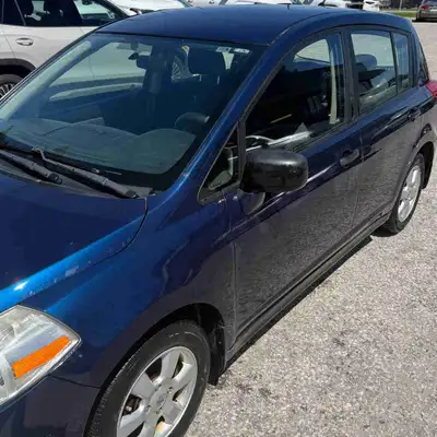 SELLING AS IS Car runs good. No issues Call or Text - (437) 701-5326
