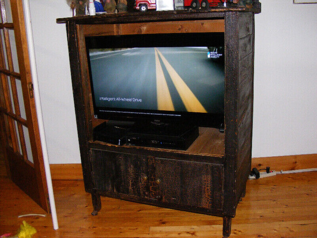Antique tv /etc..stand in Hutches & Display Cabinets in Moncton