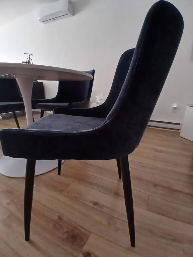 Chaises de salle à manger in Dining Tables & Sets in Trois-Rivières - Image 4