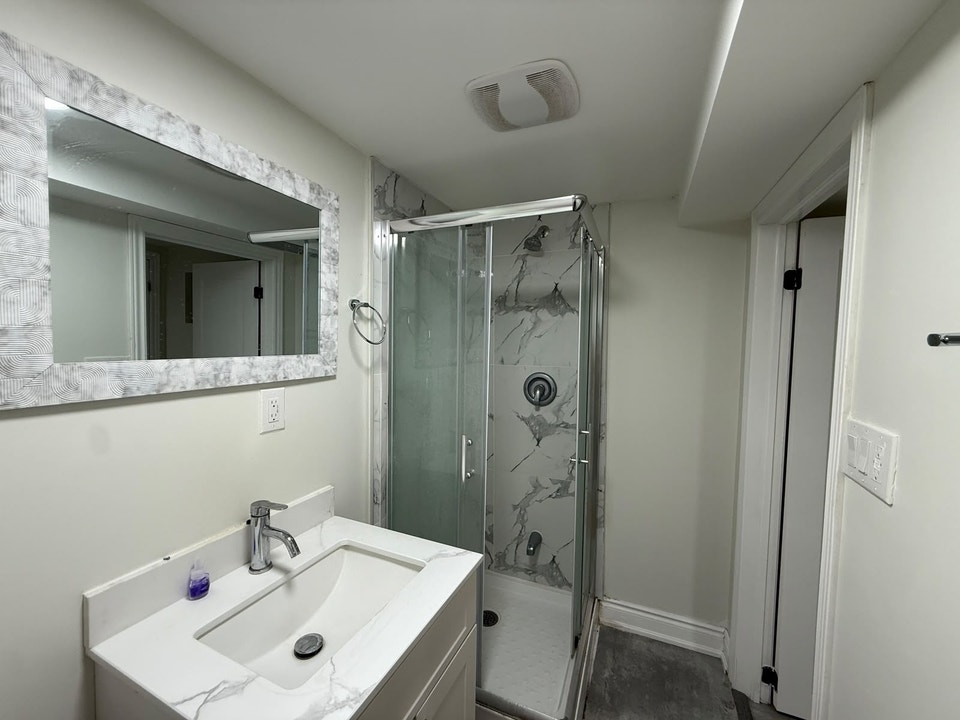 Room Rent in Midland 5