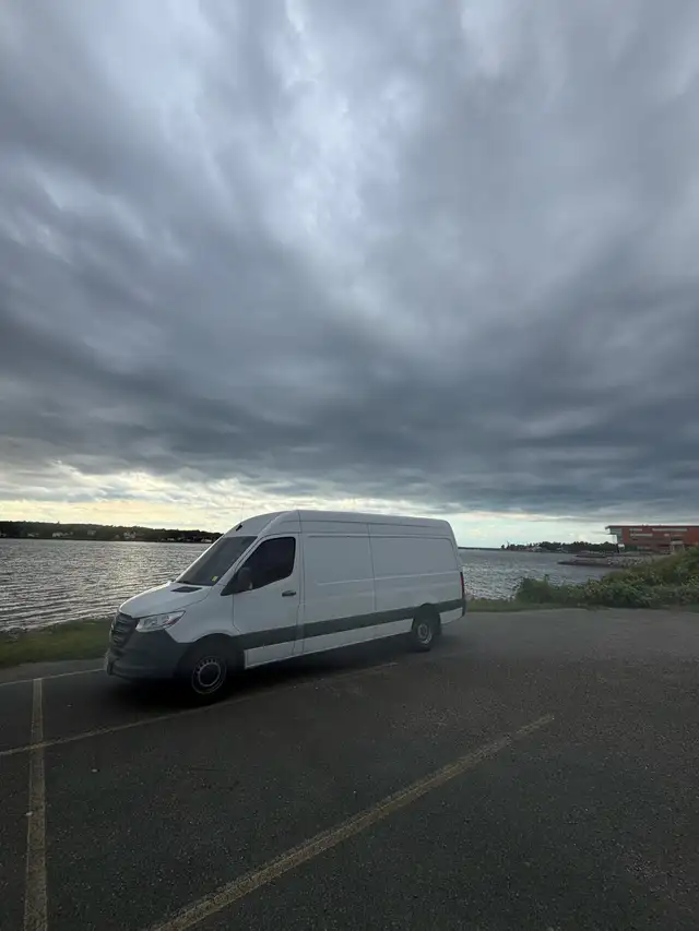 Moving/delivery