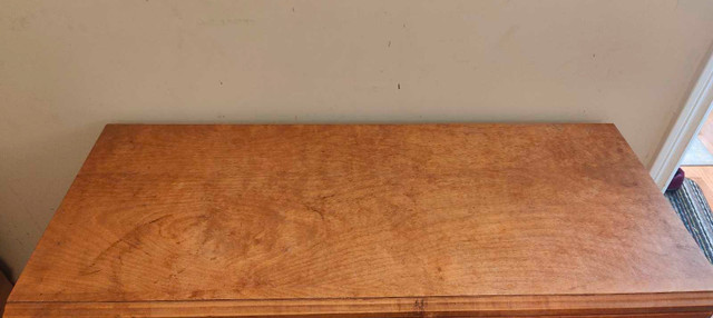 8-Drawer Oak Dresser in Dressers & Wardrobes in Owen Sound - Image 3