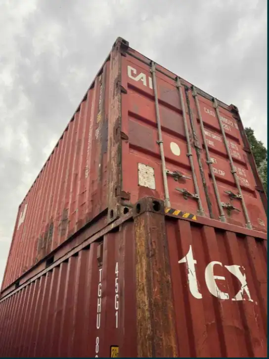 20 ft and 40 ft containers ***Parry Sound Area*** in Other in Muskoka - Image 5