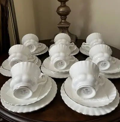 Royal Albert Chantility-8 trio, View more