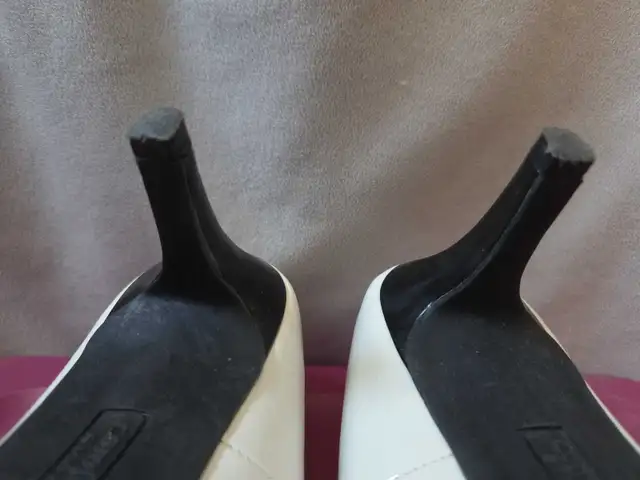 Patented Leather Off White & Black High Heels in Women's - Shoes in Edmonton - Image 10