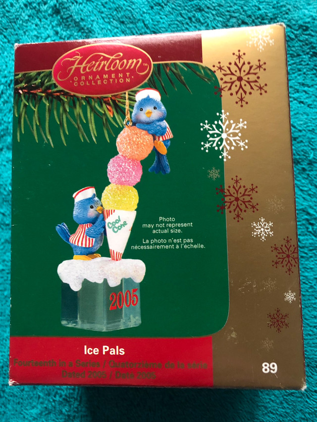 RARE Carlton Cards Ice Pals 2005 Bluebirds  ornament NEW in Holiday, Event & Seasonal in Regina