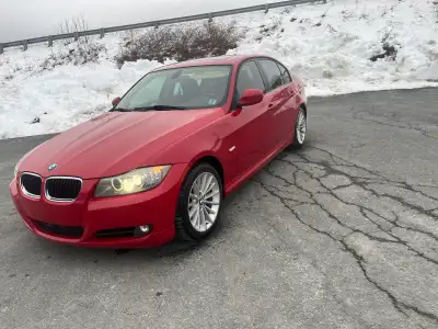 2011 BMW 328i Sedan for sale. 129,000 km. The car runs and drives very good. Engine and transmission...