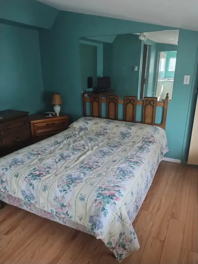 chambre comme  rbnb pour voyageur                 2 ou 3 jours in Quebec in Canada - Image 3