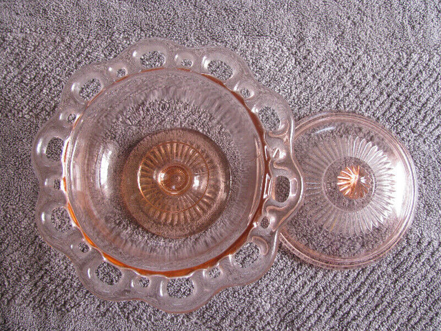Pink Depression Glass Open Lace Edge Compote & Flower Frog 2 Lot in Arts & Collectibles in Saint John - Image 4