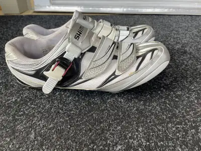 vélo soulier route Shimano 10.5 us Carbon , View more