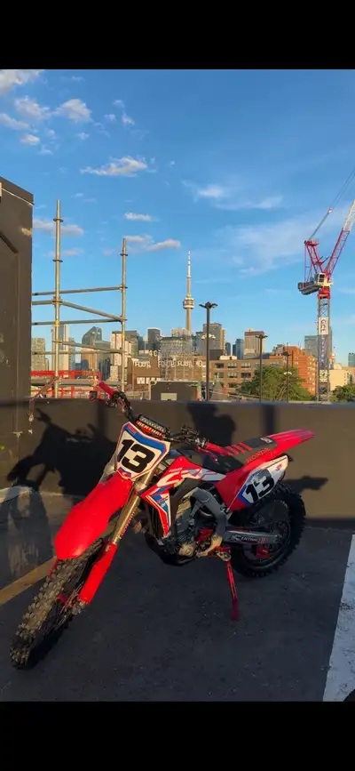 Crf450r 2019 great condition ready to ride no issues lots of upgrades and parts on the side also dou...