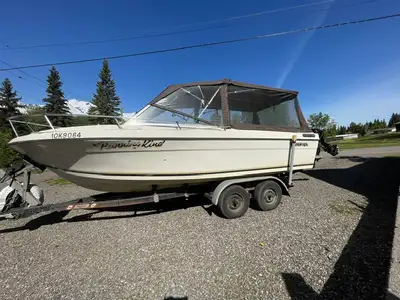 Great Family Boat That Does It All! Selling on behalf of parents who are ready to pass this great bo...