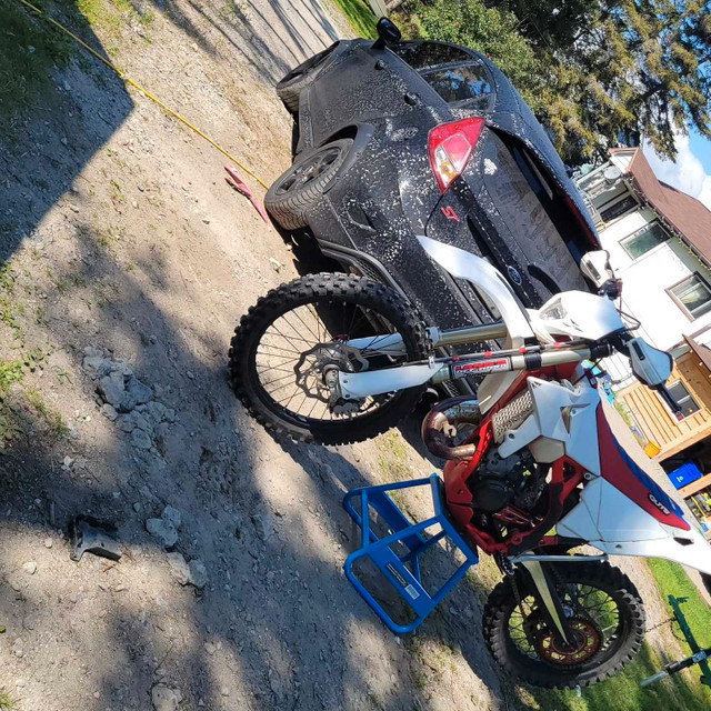 2019 beta 125rr 2stroke  in Dirt Bikes & Motocross in Sudbury - Image 4