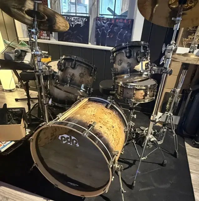 Set de drum complet PDP Limited Edition + Cymbales AAX X-plosion in Drums & Percussion in Gatineau - Image 2