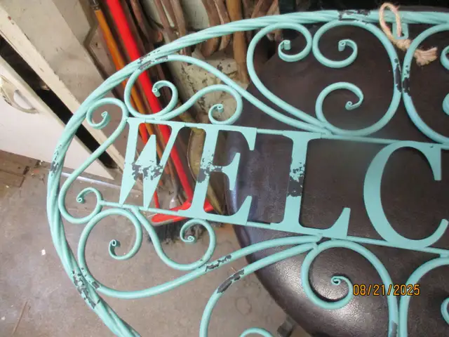 HEAVY WROUGHT IRON WELCOME PORCH VERANDA WALL SIGN $50 in Outdoor Décor in Winnipeg - Image 3