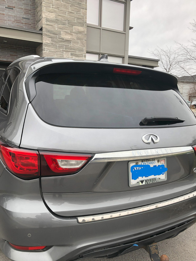 2017 QX60 technology package in Cars & Trucks in Ottawa - Image 2