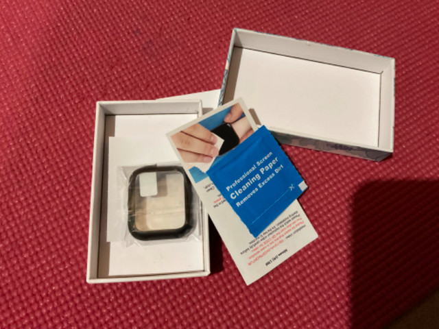Apple Watch Series 4 with cellular in General Electronics in Peterborough - Image 4
