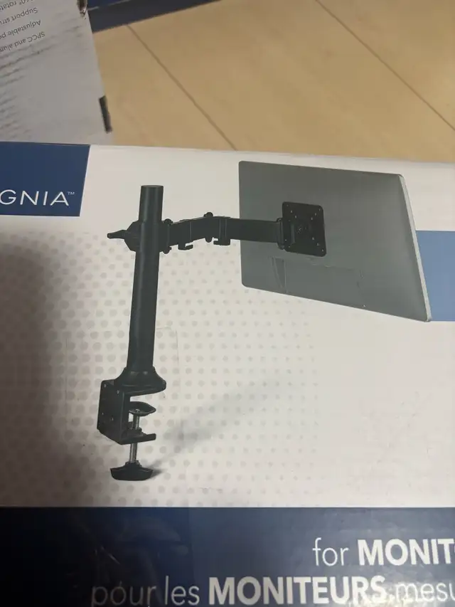 Insignia 35" Full-Motion Monitor Mount - Black Model: NS-SMMT2B5 in Other in Cambridge - Image 10