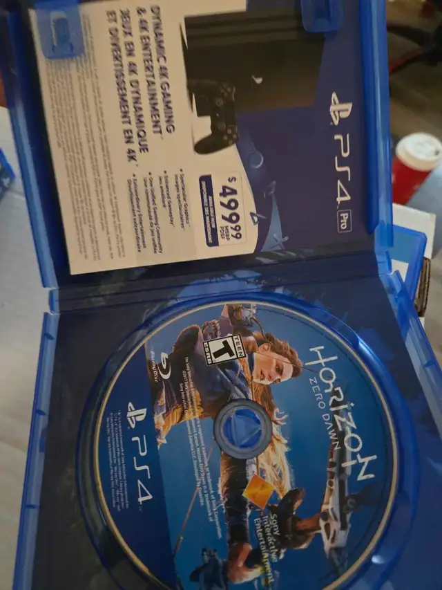 Horizon Zero Dawn in Sony Playstation 4 in Ottawa - Image 3