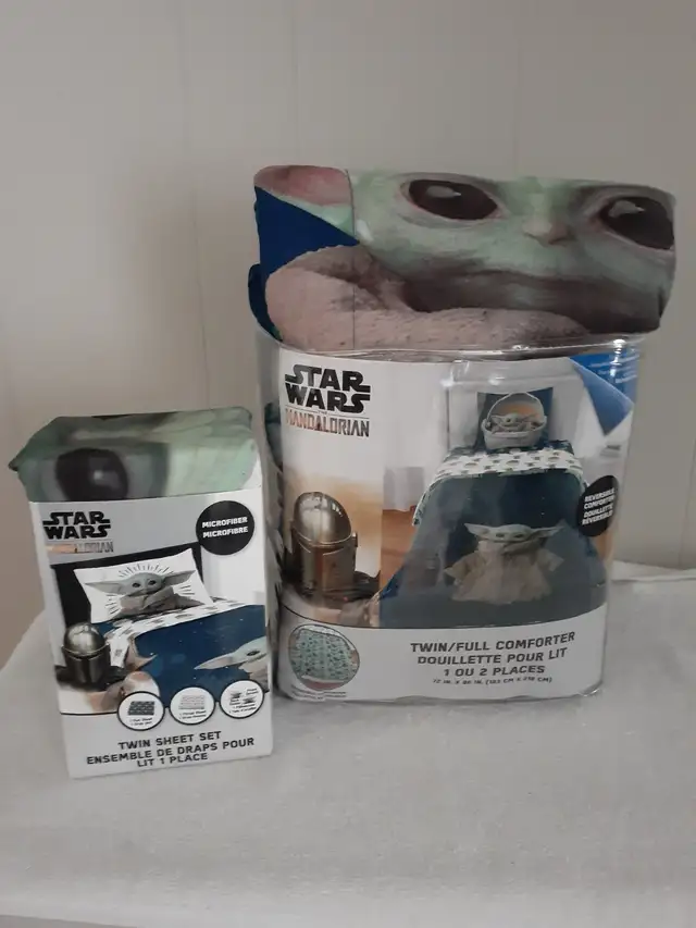 STAR WARS COMFORTER, BLANKET & TWIN SHEET SET in Bedding in Oakville / Halton Region - Image 9
