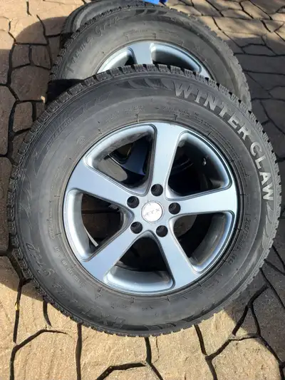 Mags - Not a scratch! Tires have 75% tread. 235/70R16 5x114.3mm 5x4.5"