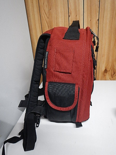 Lowepro backpack for photo equipment {prix réduite} dans Appareils photo et caméras  à Granby - Image 3