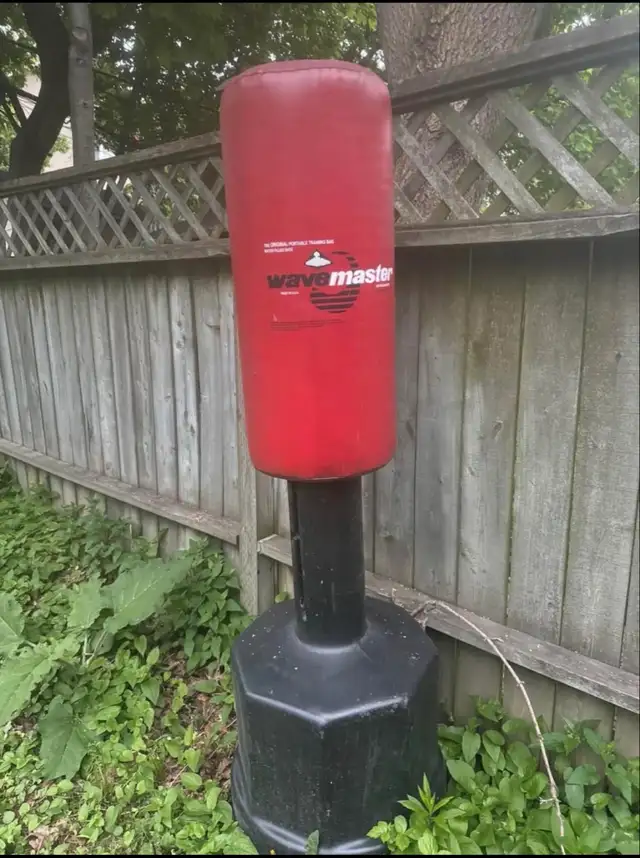 Century Wavemaster Freestanding Punching Bag