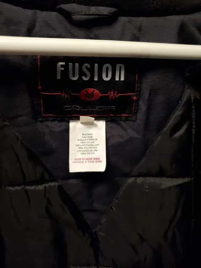 Men's Warm Winter Jacket size 42 ML in Men's in Mississauga / Peel Region - Image 4