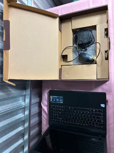 ASUS Laptop X55A, View more