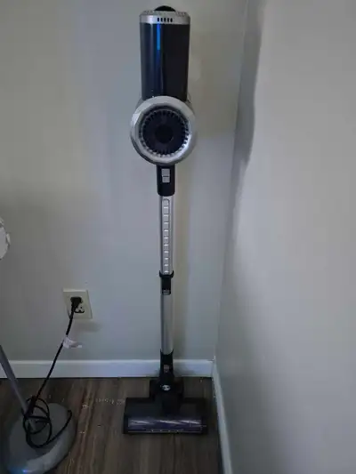 Retails for about $400 hardly used cordless vacuum. Nothing wrong with it. Comes with all accessorie...