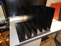 Metal multi folder holder