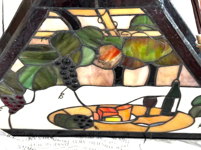 Brand New in Box Wine Themed Stained Glass Pendant Lamp . in Home Décor & Accents in Calgary - Image 7