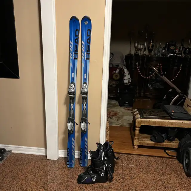 163 Head all mountain  ski with boots Boots  in Ski in Markham / York Region - Image 2