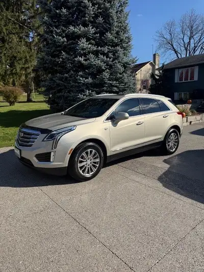2017 Cadillac XT5 Luxury AWD. Excellent condition and extremely clean. All systems work perfectly an...